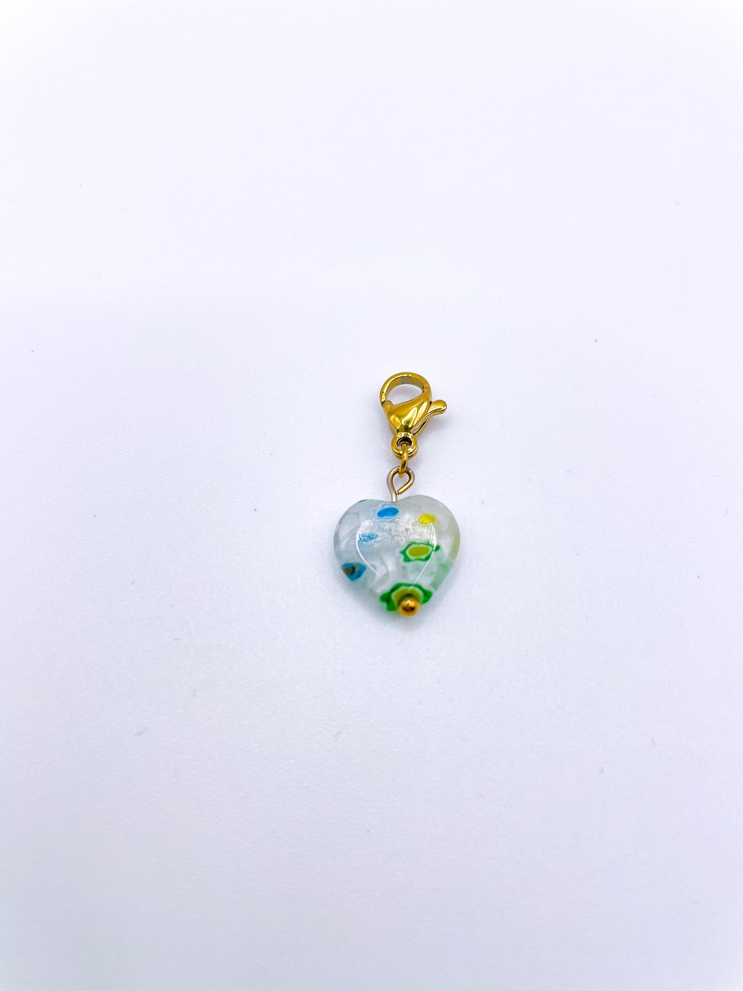 CHARMS COEUR BLANC ET VERT