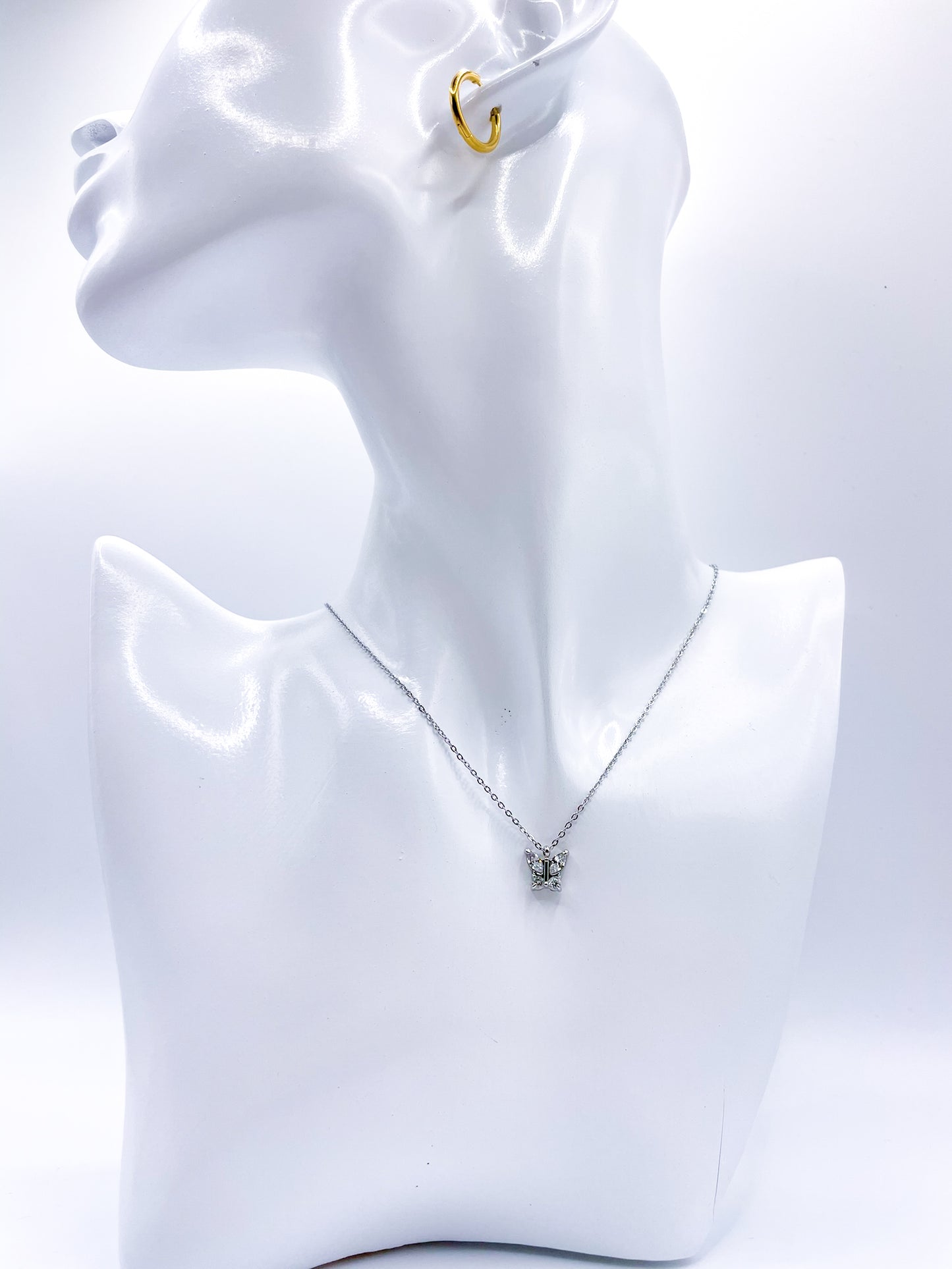 COLLIER - FLY