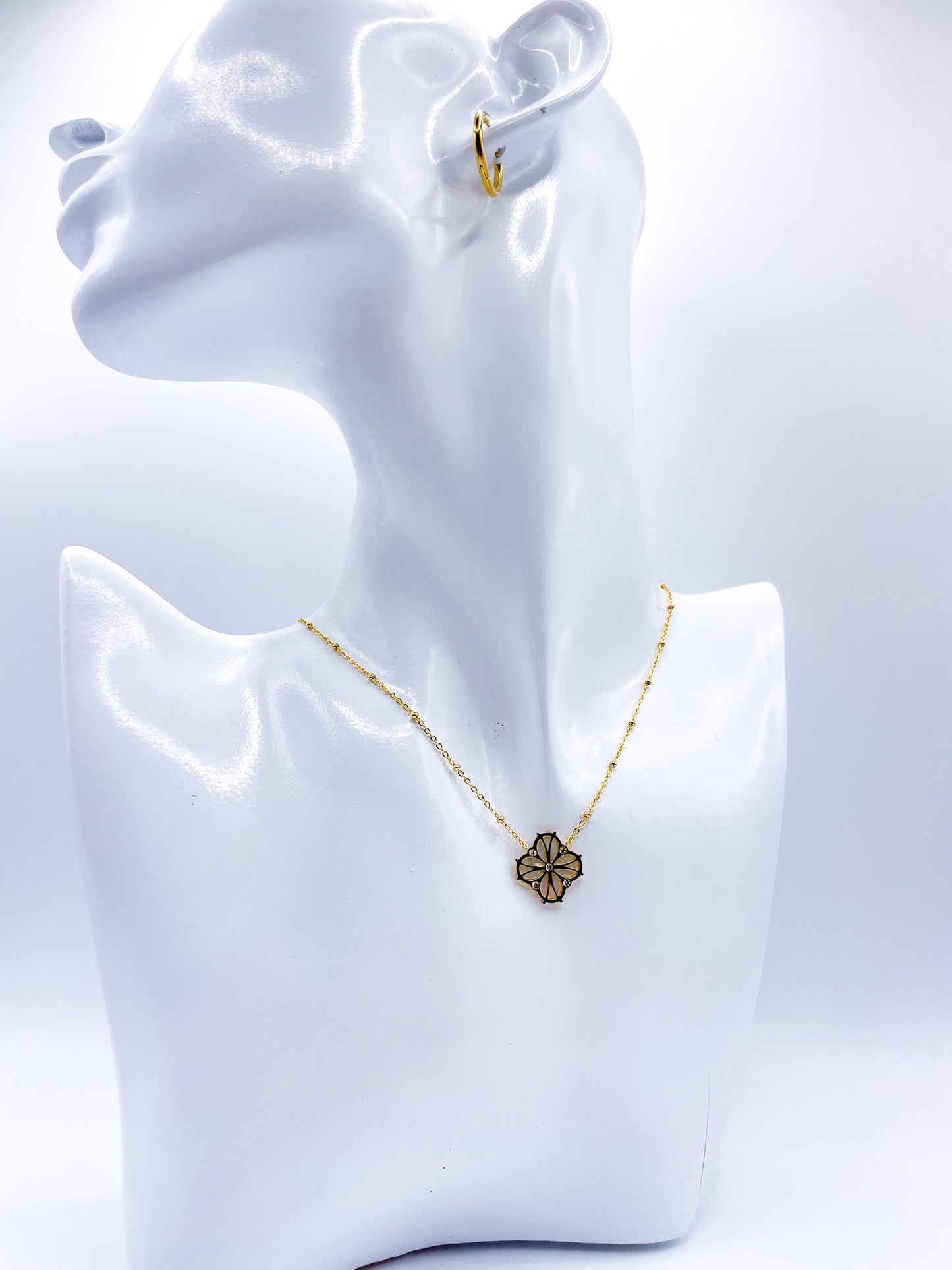 COLLIER - NEIGE